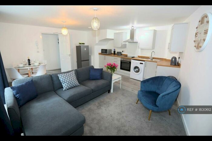 2 Bedroom Maisonette To Rent In The Strand, Exmouth, EX8