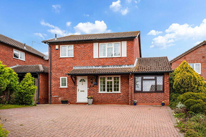 3 Bedroom Detached House For Sale In Furze Hill Road, Shipston On Stour, CV36