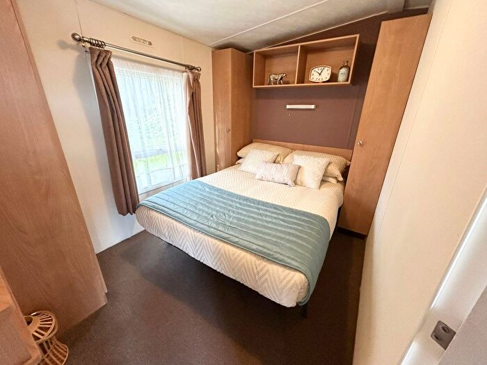 4 Bedroom Bungalow For Sale In Delta Feria, Waterside Holiday Park, Paignton, TQ4