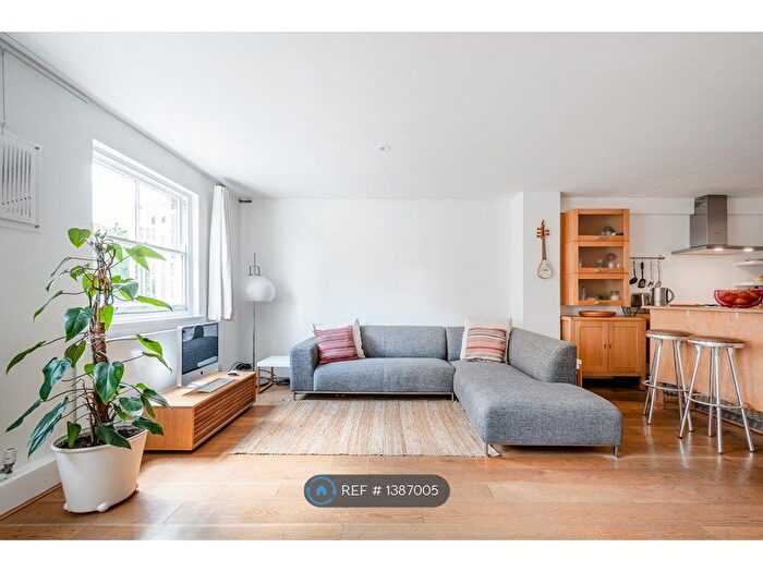 2 Bedroom Flat To Rent In Broadway Market, Hackney, London, E8