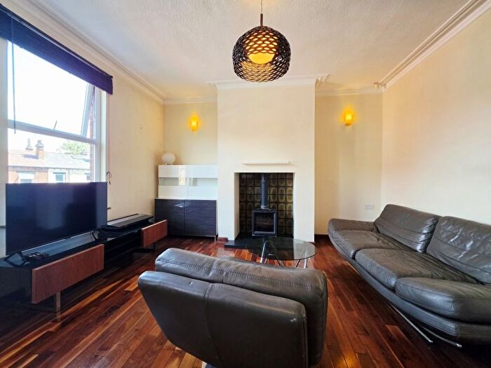3 Bedroom Terraced House For Sale In Highbury Street, Meanwood, Leeds, LS6