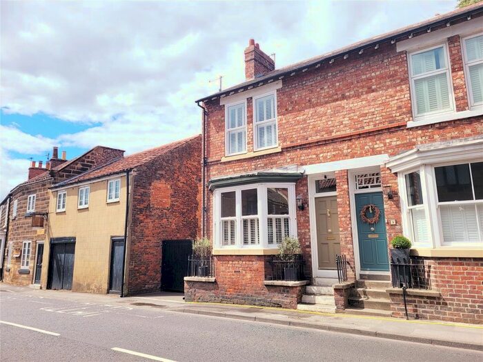 2 Bedroom End Of Terrace House For Sale In Guisborough Road, Great Ayton, Middlesbrough, TS9