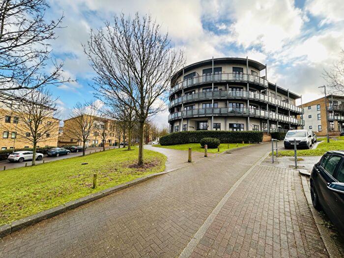 2 Bedroom Apartment To Rent In Skylark Avenue, Greenhithe, DA9