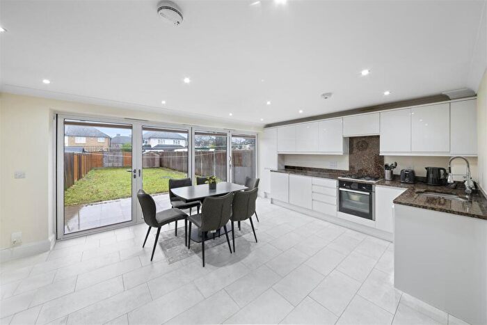 3 Bedroom Semi Detached House For Sale In Walnut Way, Ruislip, HA4