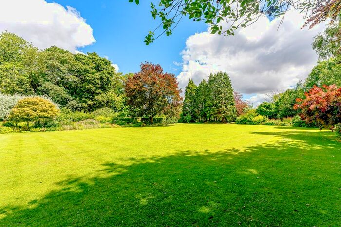 6 Bedroom Detached House For Sale In Castle Gates, Shrewsbury, Shropshire, SY1