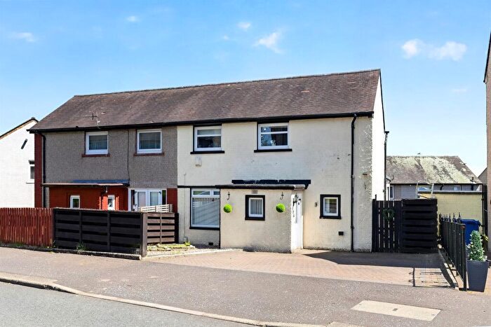2 Bedroom Semi-Detached House For Sale In Wren Road, Greenock, PA16