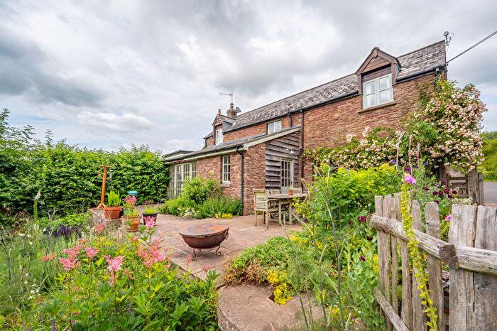4 Bedroom Semi-Detached House For Sale In Pandy, Abergavenny, NP7