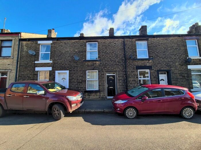 2 Bedroom Terraced House To Rent In Surrey Street, Glossop, SK13