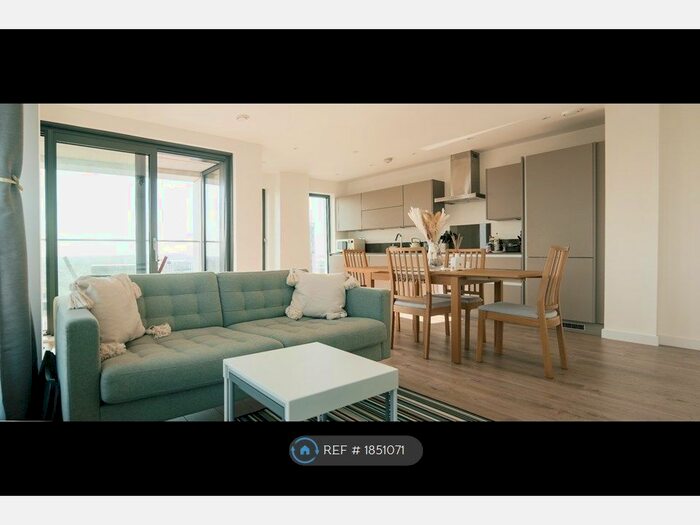 2 Bedroom Flat To Rent In Legacy Tower, London, E15