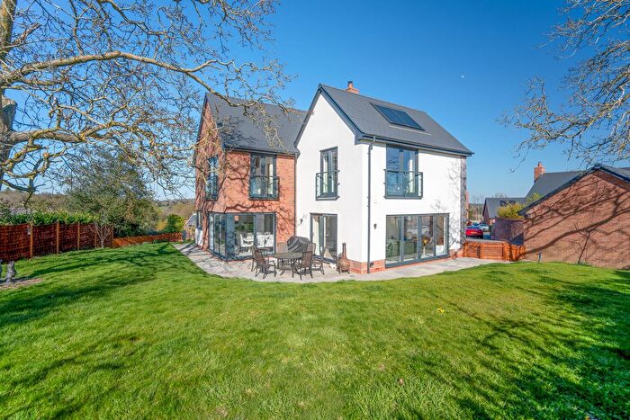 3 Bedroom Detached House For Sale In Walnut Grove, Bliss Gate Nr Bewdley, DY14