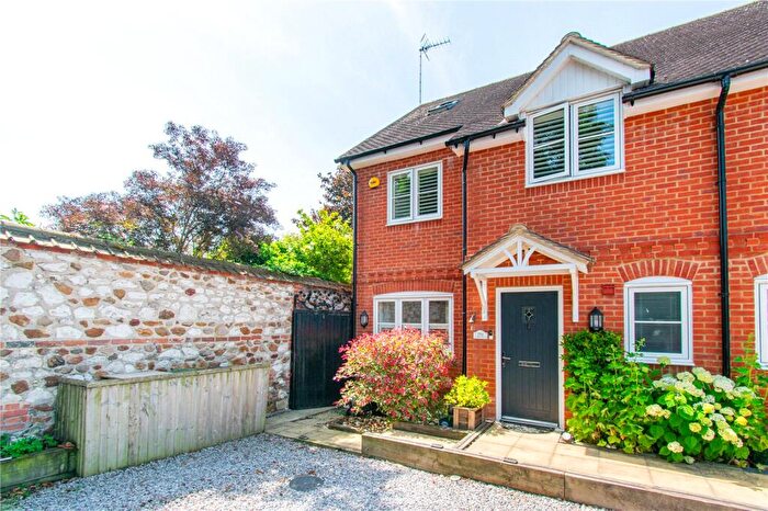 4 Bedroom Semi-Detached House For Sale In High Street, Lambourn, Hungerford, Berkshire, RG17