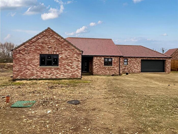 3 Bedroom Detached Bungalow For Sale In Horton Close, Elmhirst Road, Horncastle, LN9