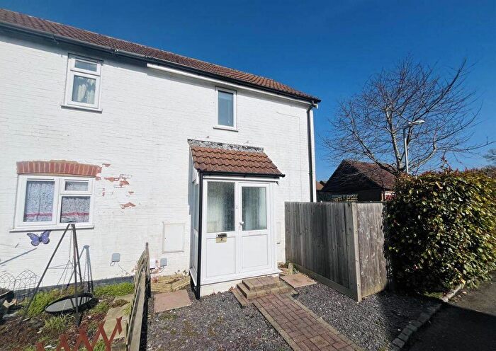1 Bedroom End Of Terrace House For Sale In Montacute Drive, Thatcham, RG19