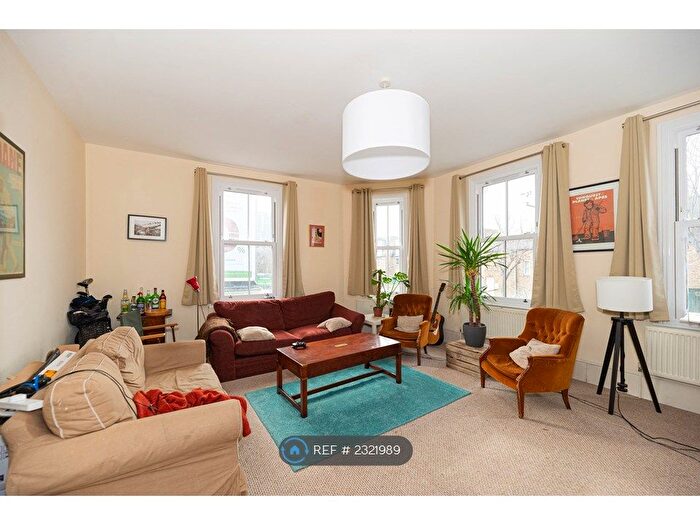 4 Bedroom Maisonette To Rent In South Lambeth Road, London, SW8
