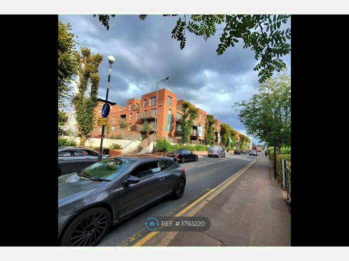3 Bedroom Flat To Rent In Cadmium Apartments, Harrow, HA1