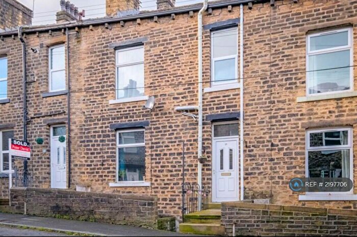 2 Bedroom Terraced House To Rent In Sowerby Bridge, Sowerby Bridge, HX6