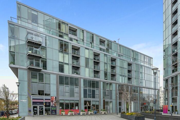 1 Bedroom Flat To Rent In Little Thames Walk, London, SE8