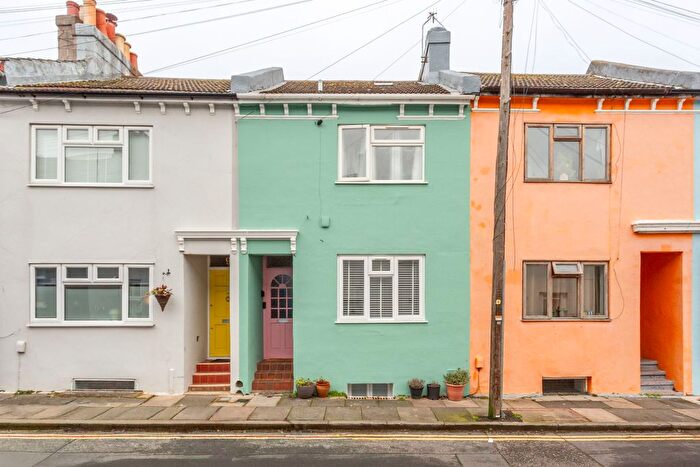 3 Bedroom Terraced House For Sale In Hendon Street, Brighton, BN2