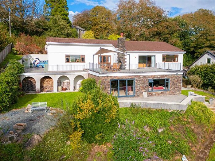 4 Bedroom Detached House For Sale In Calstock, PL18