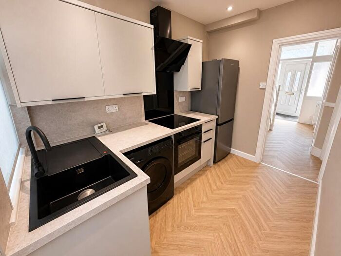 3 Bedroom Terraced House To Rent In Ivernia Road, Liverpool, L4
