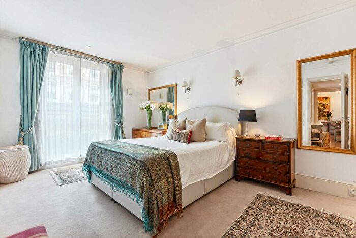 2 Bedroom Apartment To Rent In Benham House, Coleridge Gardens, Chelsea, SW10