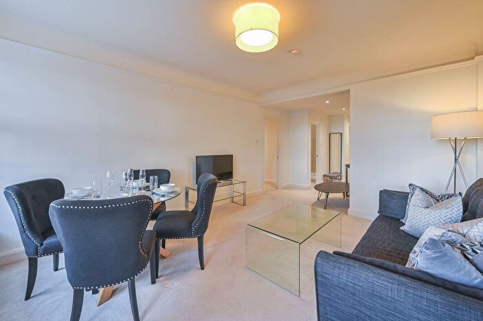 2 Bedroom Flat To Rent In Fulham Road, Chelsea, London, SW3
