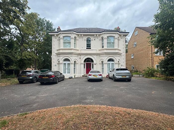 1 Bedroom Flat To Rent In Burnt Ash Hill, London, SE12