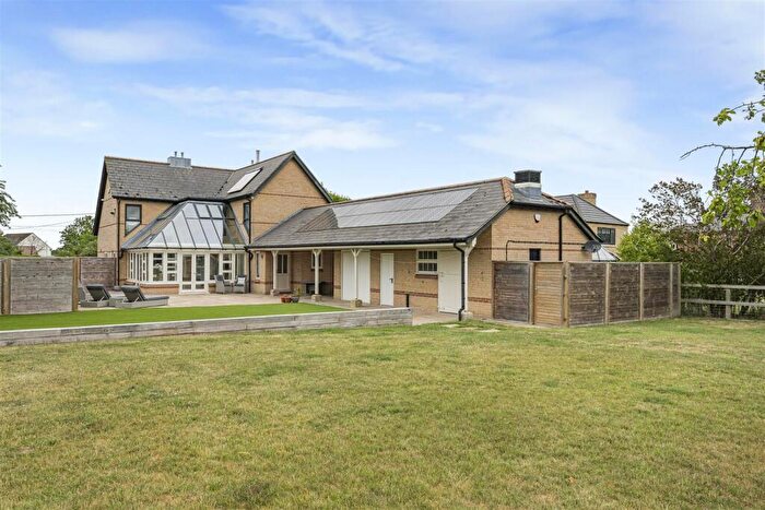 4 Bedroom Detached House For Sale In Drury Lane, Wicken, Ely, CB7