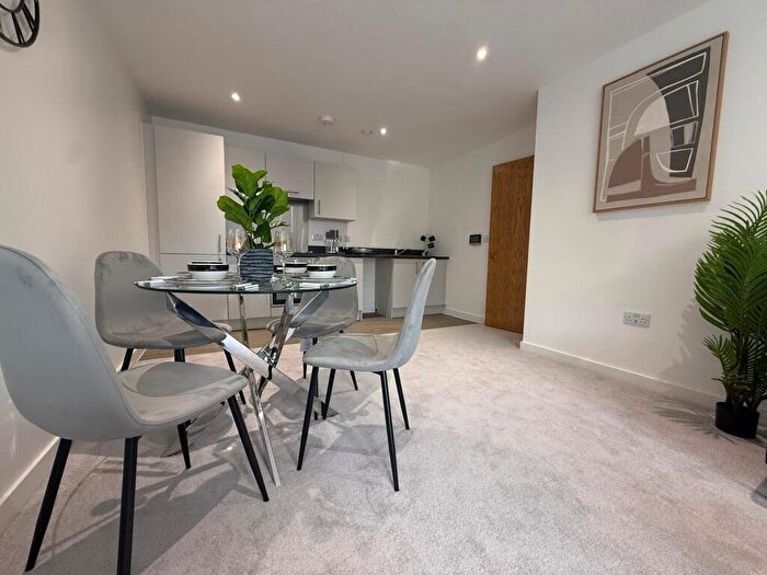 2 Bedroom Apartment To Rent In Ordsall Lane, Salford, M5