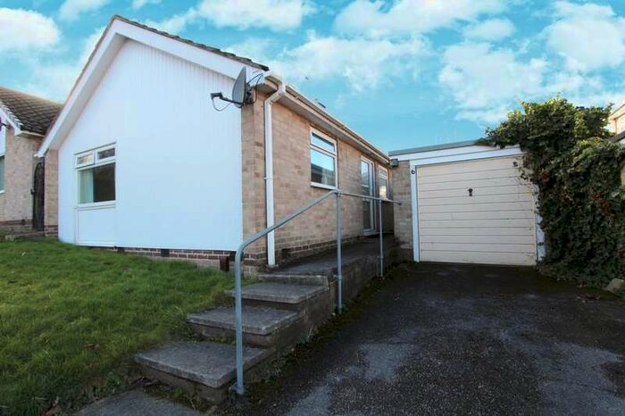 2 Bedroom Detached Bungalow To Rent In Hawkhurst Drive, Wollaton, Nottingham, NG8