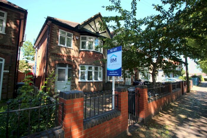 3 Bedroom Semi-Detached House To Rent In Abbey Lane, Leicester, LE4