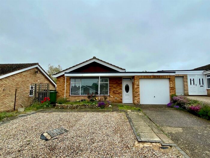 2 Bedroom Bungalow For Sale In Howdale Rise, Downham Market, Norfolk, PE38