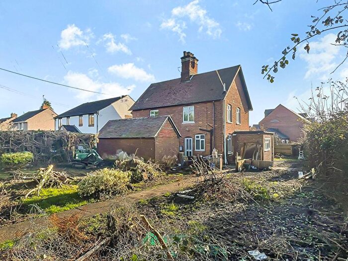 2 Bedroom Semi-detached House For Sale In Ashchurch, Tewkesbury, GL20