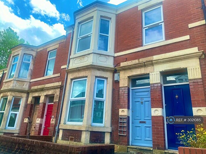 3 Bedroom Flat To Rent In Wolseley Gardens, Jesmond, NE2