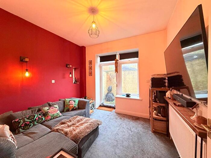 3 Bedroom House For Sale In Wayne Road, Poole, BH12