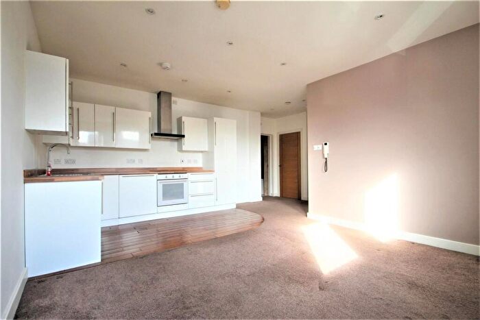 1 Bedroom Flat To Rent In Market Place, Wetherby, LS22