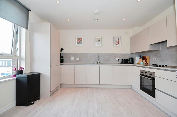 1 Bedroom Flat For Sale In Eastman Road, Harrow, HA1