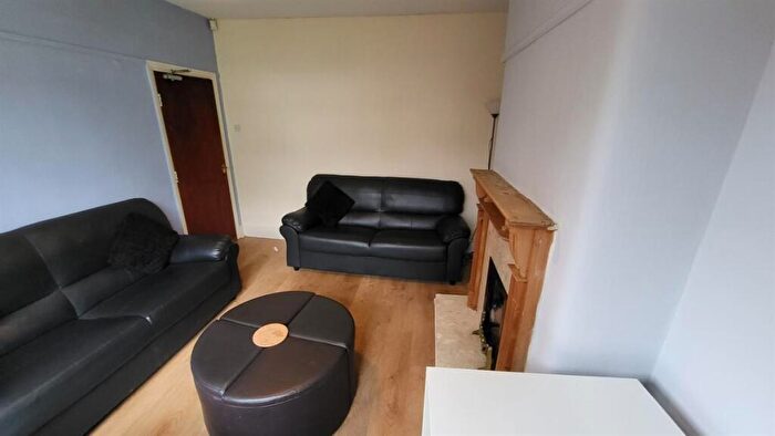 8 Bedroom House To Rent In Lees Hall Crescent, Manchester, M14