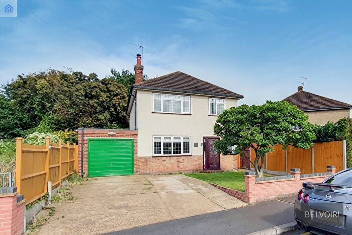 3 Bedroom Detached House To Rent In Hurst Road, Bexley, Sidcup, DA5