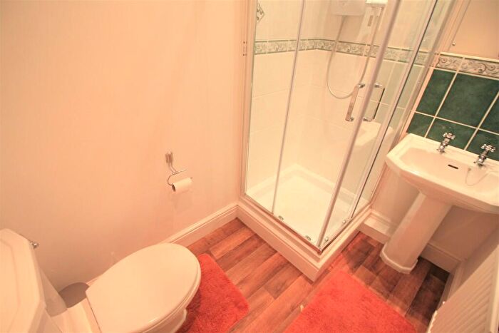 2 Bedroom Apartment To Rent In Eaton Road, Handbridge, Chester, CH4