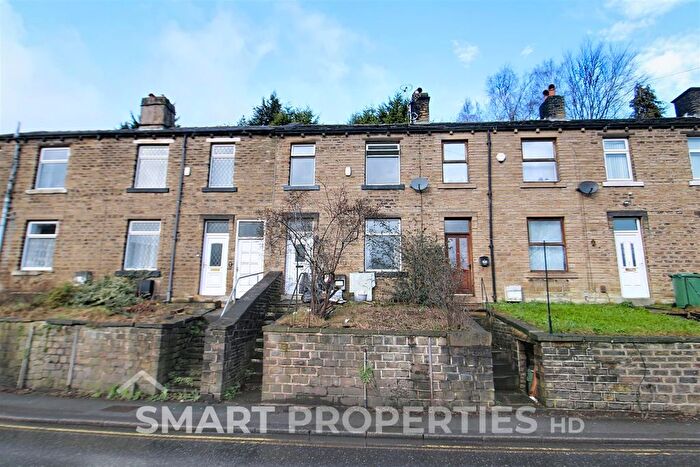 3 Bedroom Terraced House To Rent In Lowergate, Huddersfield, HD3