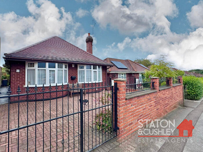 2 Bedroom Detached Bungalow For Sale In Hartley Road, Kirkby-in-ashfield, NG17
