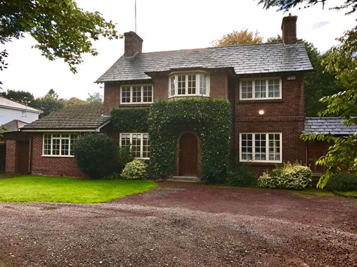 4 Bedroom Detached House To Rent In Chester High Road, Neston, CH64