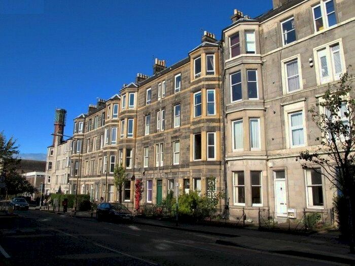 1 Bedroom Flat To Rent In Mcdonald Road, Edinburgh, EH7