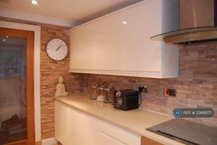 2 Bedroom Flat To Rent In Otago Street, Glasgow, G12