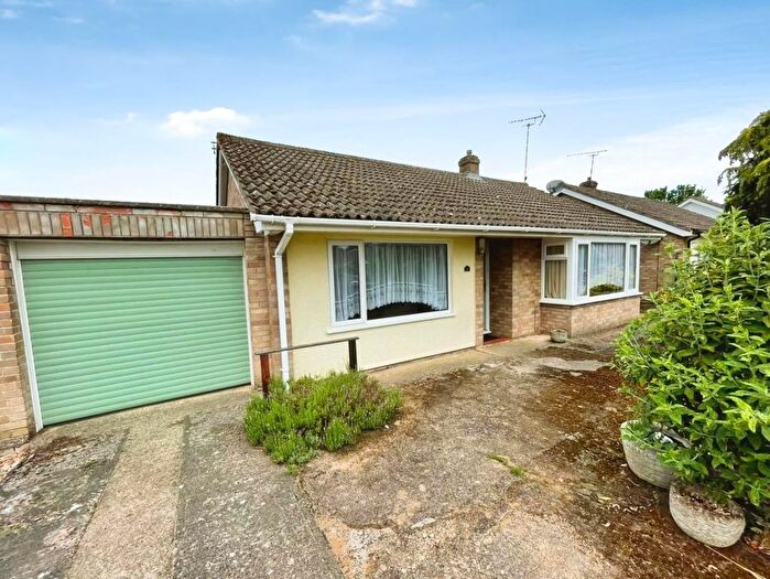 2 Bedroom Detached Bungalow For Sale In St. Stephens Crescent, Brandon, IP27