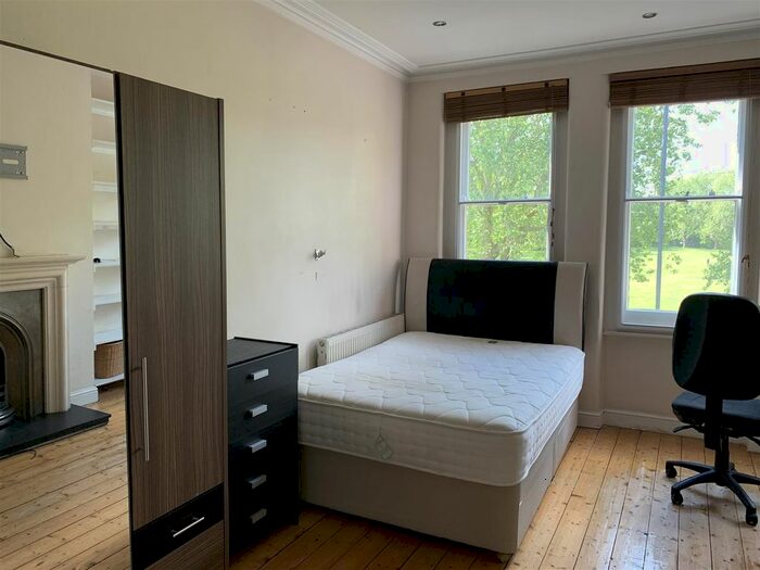 3 Bedroom Flat To Rent In St Clements Mansions, Lillie Road, SW6