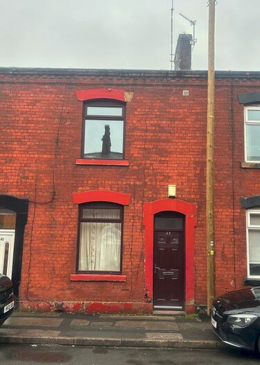 2 Bedroom Terraced House To Rent In Hanson Street, Oldham, OL4