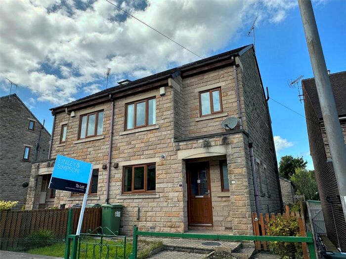 3 Bedroom Semi-Detached House To Rent In Cowlersley Lane, Huddersfield, West Yorkshire, Uk, HD4