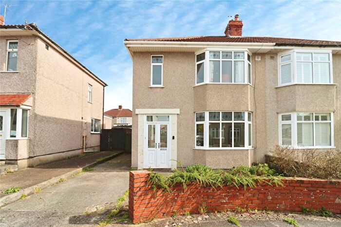 3 Bedroom Semi Detached House For Sale In Parkhurst Avenue, Bristol, BS16
